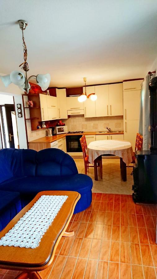 Apartments Rogocana Labin  Exterior photo