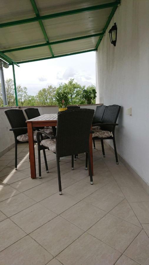 Apartments Rogocana Labin  Exterior photo